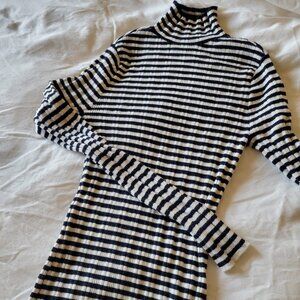Abercrombie & Fitch navy and white striped turtleneck top